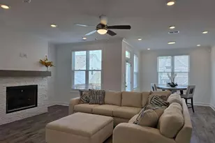 825 Green Sapling Trail E, Suwanee, GA 30024 - Photo 11