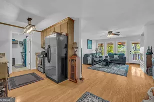 120 Breezy Point, Hartwell, GA 30643 - Photo 3