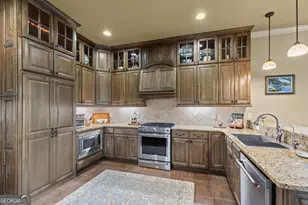 96 Fair View Dr, Clayton, GA 30525 - Photo 13