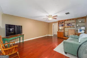 867 Kentland Dr, Waycross, GA 31503 - Photo 15