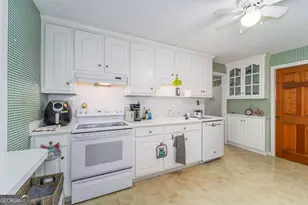 867 Kentland Dr, Waycross, GA 31503 - Photo 7