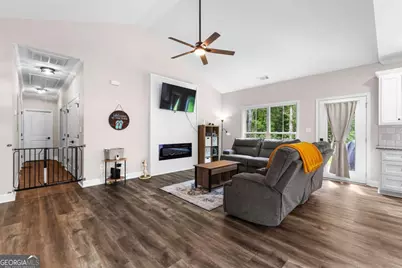 1505 Wisteria Drive, West Point, GA 31833 - Photo 7