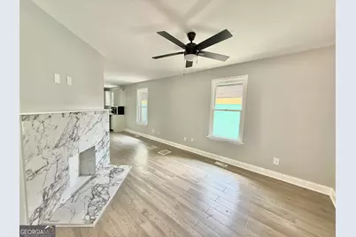 554 Lawton Street SW, Atlanta, GA 30310 - Photo 3