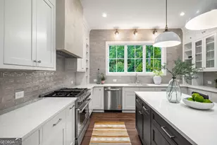 2310 Old Sewell Rd, Marietta, GA 30068 - Photo 9