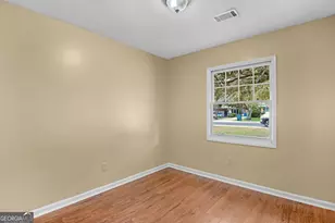 612 Olive St, Hinesville, GA 31313 - Photo 9
