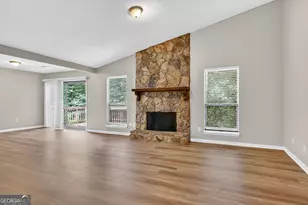 3216 Deshong Dr, Stone Mountain, GA 30087 - Photo 7