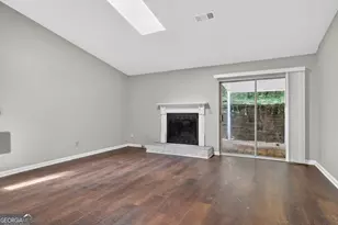 937 Fox Valley Ct, Stone Mountain, GA 30088 - Photo 5