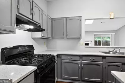 937 Fox Valley Court, Stone Mountain, GA 30088 - Photo 9