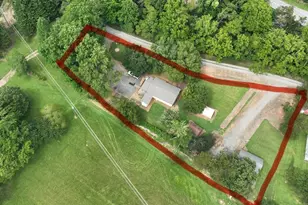 903 Village Rd, Hiawassee, GA 30546 - Photo 7