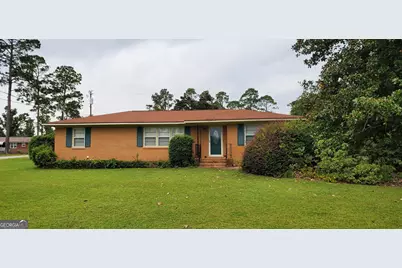 240 Lakewood Drive, Swainsboro, GA 30401 - Photo 9