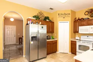 126 Pine Bluff Terrace, Kingsland, GA 31548 - Photo 7