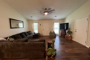 113 Camelot Dr, Dublin, GA 31021 - Photo 7