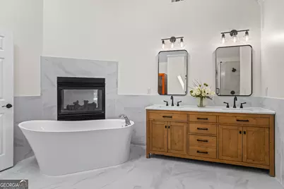 215 Ashley Forest Drive, Fayetteville, GA 30214 - Photo 5