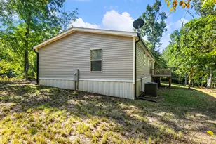 529 Eden Cir, Cleveland, GA 30528 - Photo 35