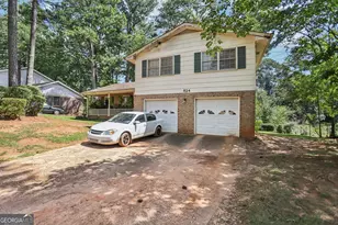 524 Fond Du Lac Dr, Stone Mountain, GA 30088 - Photo 3
