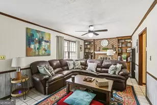 524 Fond Du Lac Dr, Stone Mountain, GA 30088 - Photo 9