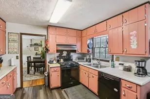 524 Fond Du Lac Dr, Stone Mountain, GA 30088 - Photo 19