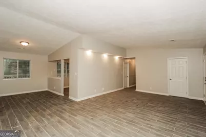 1349 Willow Trail SW, Atlanta, GA 30311 - Photo 3