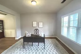 201 Fox Hall Crossing E, Senoia, GA 30276 - Photo 7