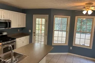 312 Black Willow Ct, Locust Grove, GA 30248 - Photo 3