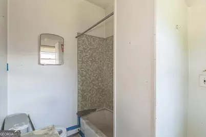 221 Avenue L, Thomaston, GA 30286 - Photo 13