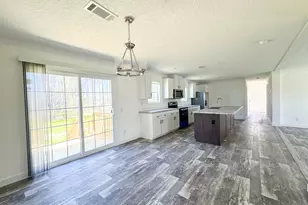 1505 W 4th St Ext, Alma, GA 31510 - Photo 7