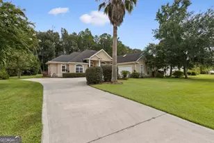 240 Osprey Cir, Saint Marys, GA 31558 - Photo 3