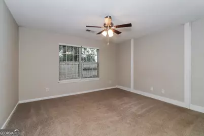 152 Summer Lake Drive SW, Marietta, GA 30060 - Photo 3
