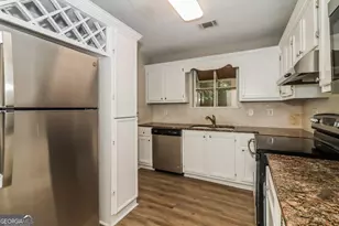 152 Summer Lake Dr SW, Marietta, GA 30060 - Photo 9