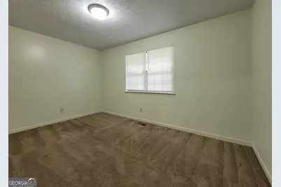 8 Candlewood Terrace #2, Winder, GA 30680 - Photo 5