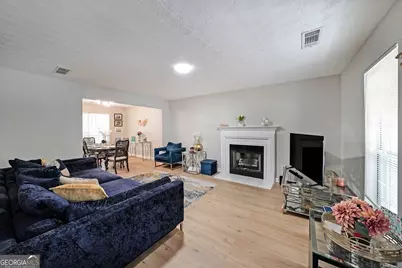 7728 Town Court, Jonesboro, GA 30236 - Photo 7