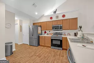 1701 Silver Summit Dr, Conyers, GA 30094 - Photo 7