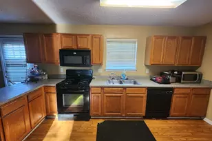 9510 Creekside Rd, Jonesboro, GA 30236 - Photo 5