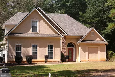 165 Bartlett Drive, Sharpsburg, GA 30277 - Photo 1