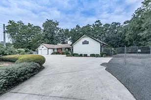 3605 Shallowford Rd, Marietta, GA 30062 - Photo 3