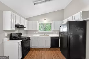 767 Forest Path, Stone Mountain, GA 30088 - Photo 7