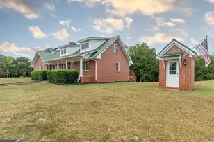 375 Luther Bailey Rd, Senoia, GA 30276 - Photo 3