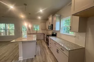 936 Eagle Hts Dr, Maysville, GA 30558 - Photo 9