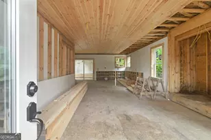 668 Mountainside Dr, Rabun Gap, GA 30568 - Photo 9