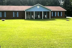214 Collier St, Hogansville, GA 30230 - Photo 1