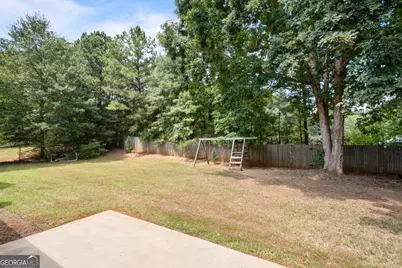 84 Hidden Lakes Court, Newnan, GA 30263 - Photo 9