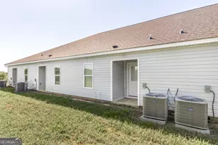 32 Apts 601-605 Ashford Way, Hawkinsville, GA 31036 - Photo 15