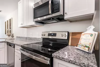 32 Apts 601-605 Ashford Way, Hawkinsville, GA 31036 - Photo 5