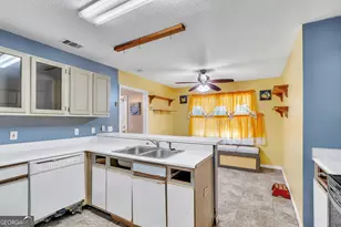 21 Rose Hill Dr, Savannah, GA 31419 - Photo 17