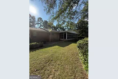 530 E Church Street, Sandersville, GA 31082 - Photo 3