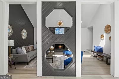 1060 Deer Chase, Stone Mountain, GA 30088 - Photo 3