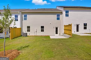 19 Umber Ln, Newnan, GA 30263 - Photo 3