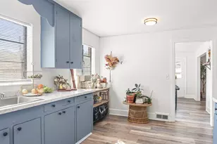 1413 S McDuffie St, Anderson, SC 29624 - Photo 7