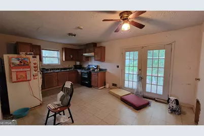 6377 Westbury Road, Riverdale, GA 30274 - Photo 9