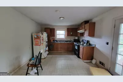 6377 Westbury Road, Riverdale, GA 30274 - Photo 11